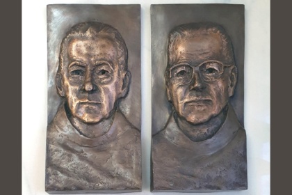 p-tarcza-aurel-es-p-veres-geza-emlekere-keszult-dombormu