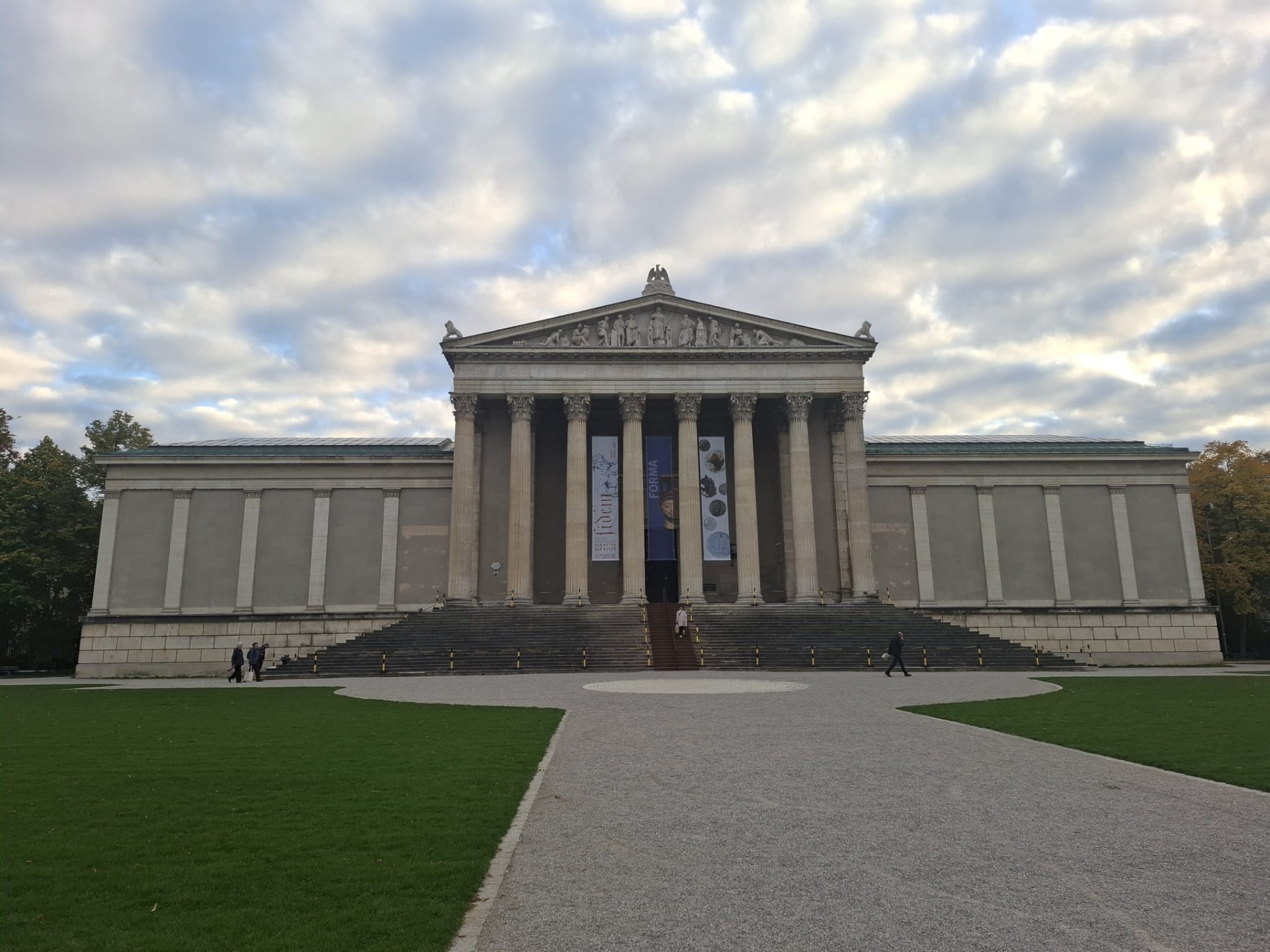 a-xxxviii-fidem-munich-2025-kiallitason-szerepel-ket-muhelyunkben-keszult-erem